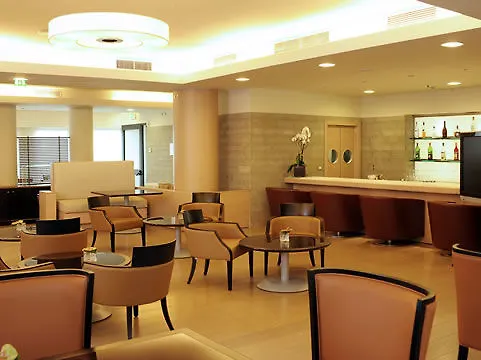 Hotel Nh Linate Peschiera Borromeo 4*,